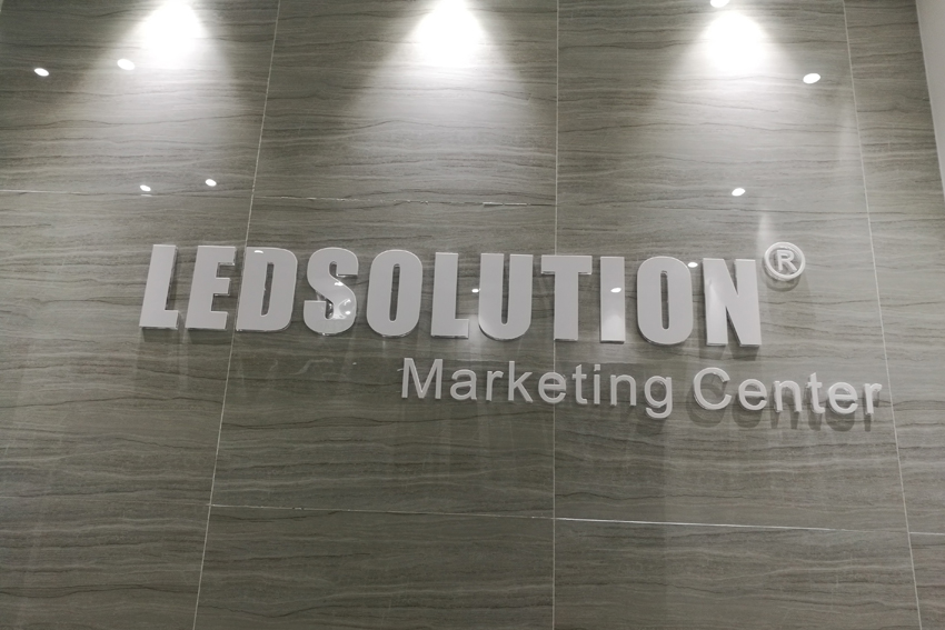Ledsolution-marketing-office