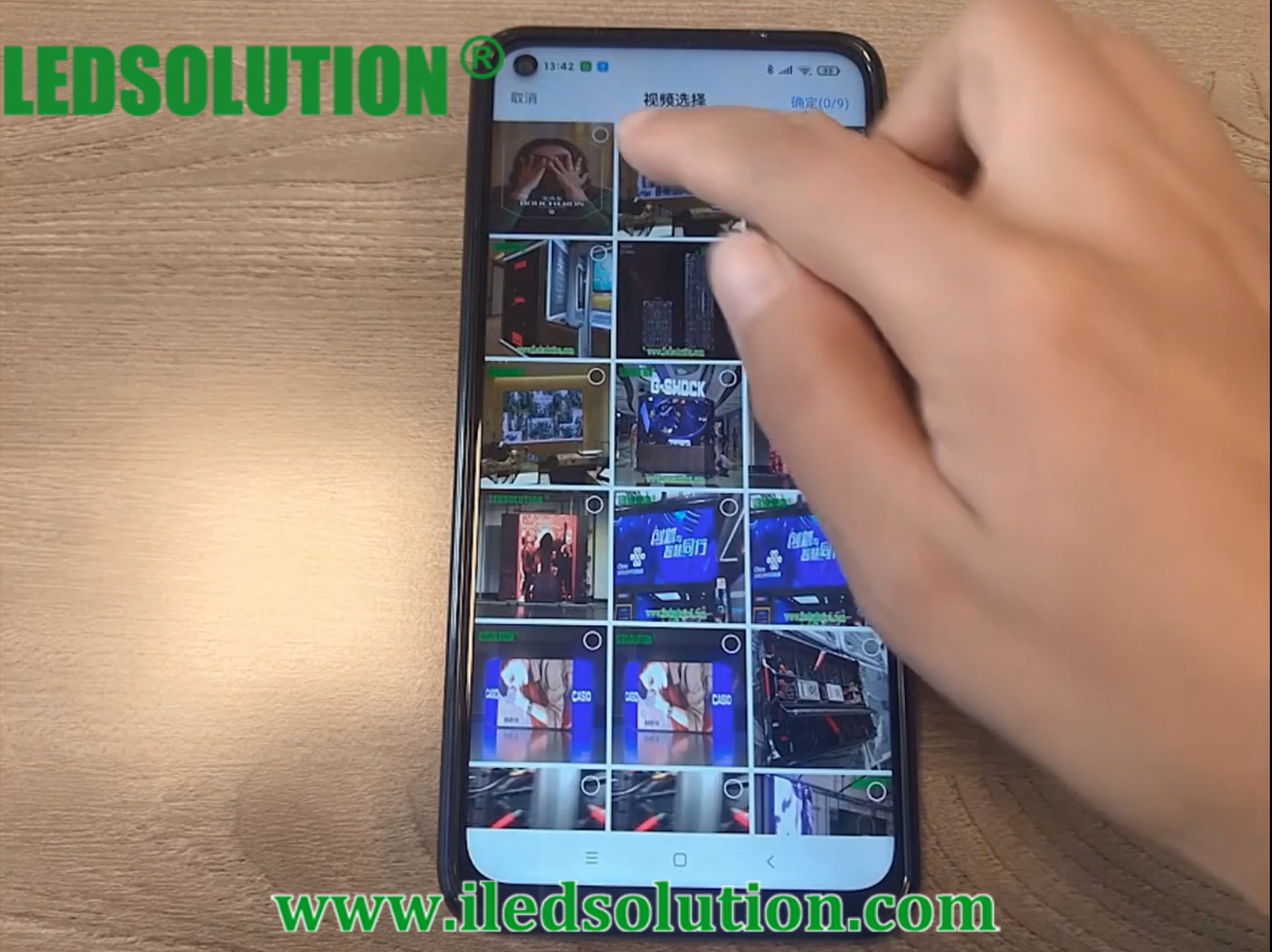 How to change LED Display video by ViPlex Handy LEDSOLUTIONLED