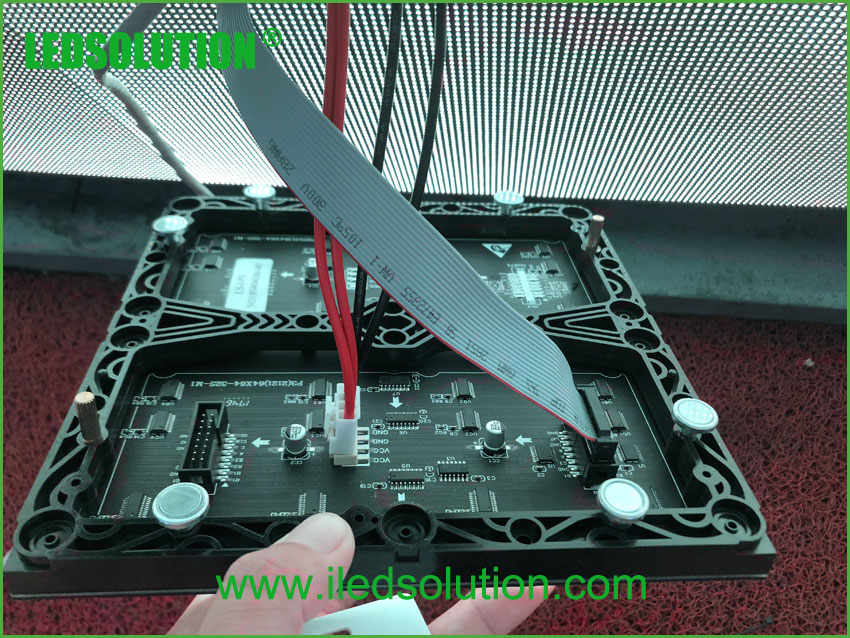P3 Magnetic Front Service LED Display