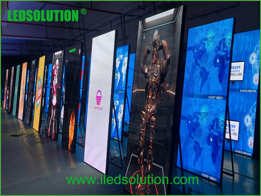 X-poster LED Screen