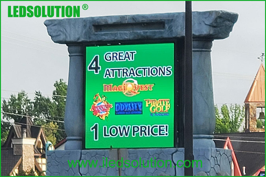 LEDSOLUTION P4.81 Front Service Outdoor LED Display Project Case in US (1)