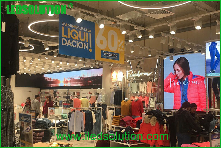 Retail LED Screens (3)