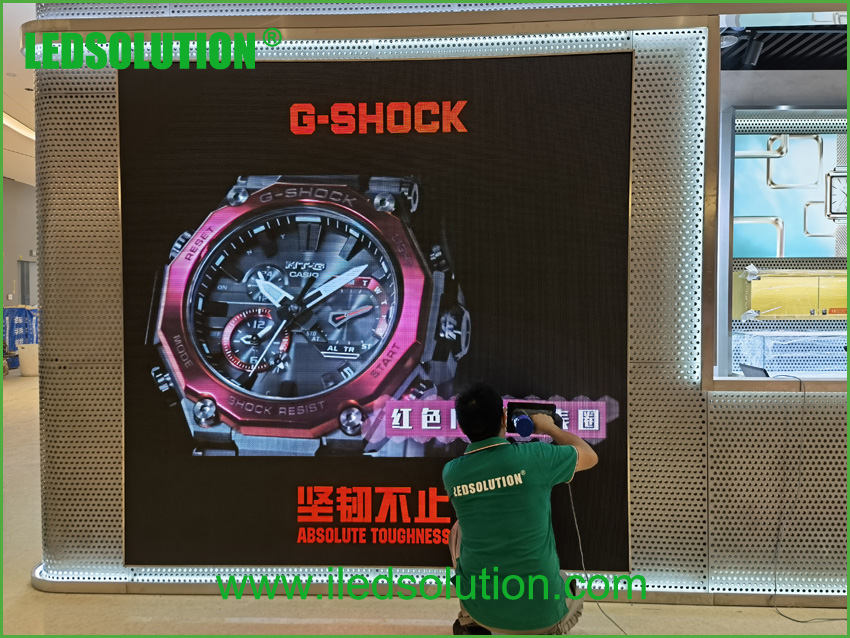 LEDSOLUTION P3 LED Display shines in Casio store in Shenzhen (5)