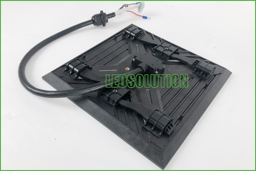 Outdoor P3.91 front service Corner LED Display Solution (5)