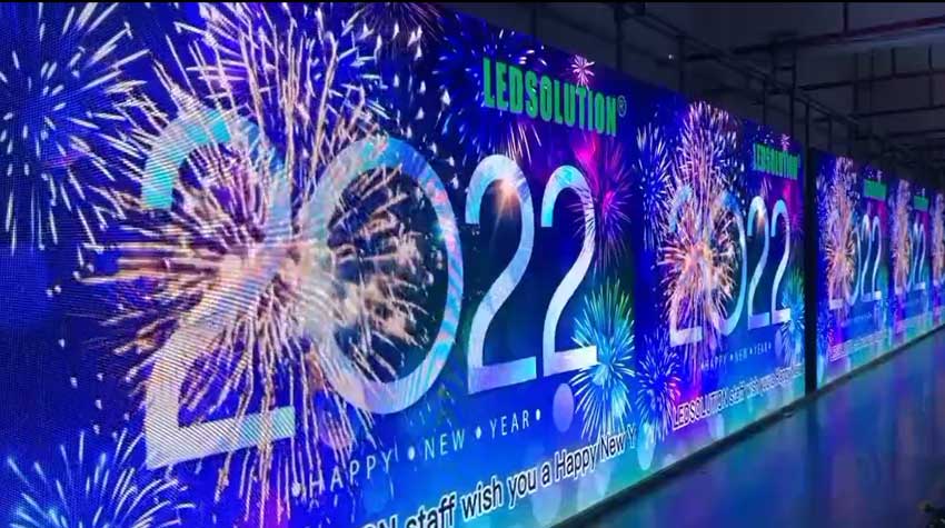 LEDSOLUTION staff wish you happy new year