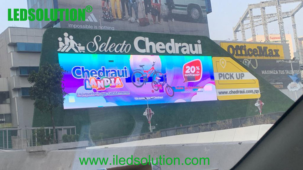 LEDSOLUTION 300sqm LED Display Lights Up Mexico City (6)