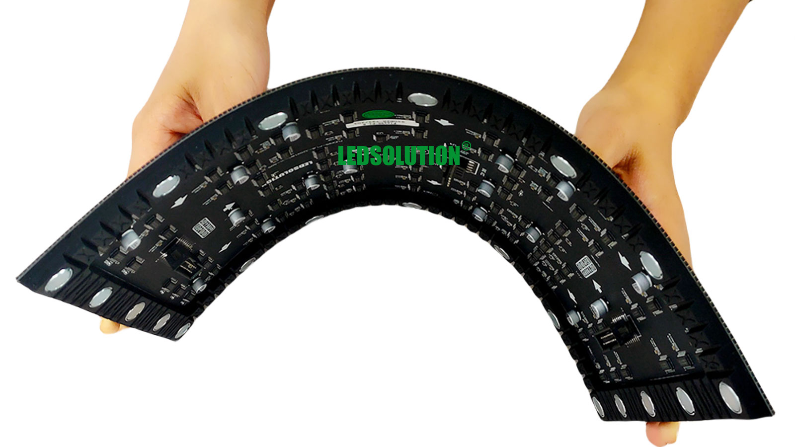 Flex95-Series-320x180mm-16to9-ratio-Flexible-LED-Module-for-Cylinder-LED-Display